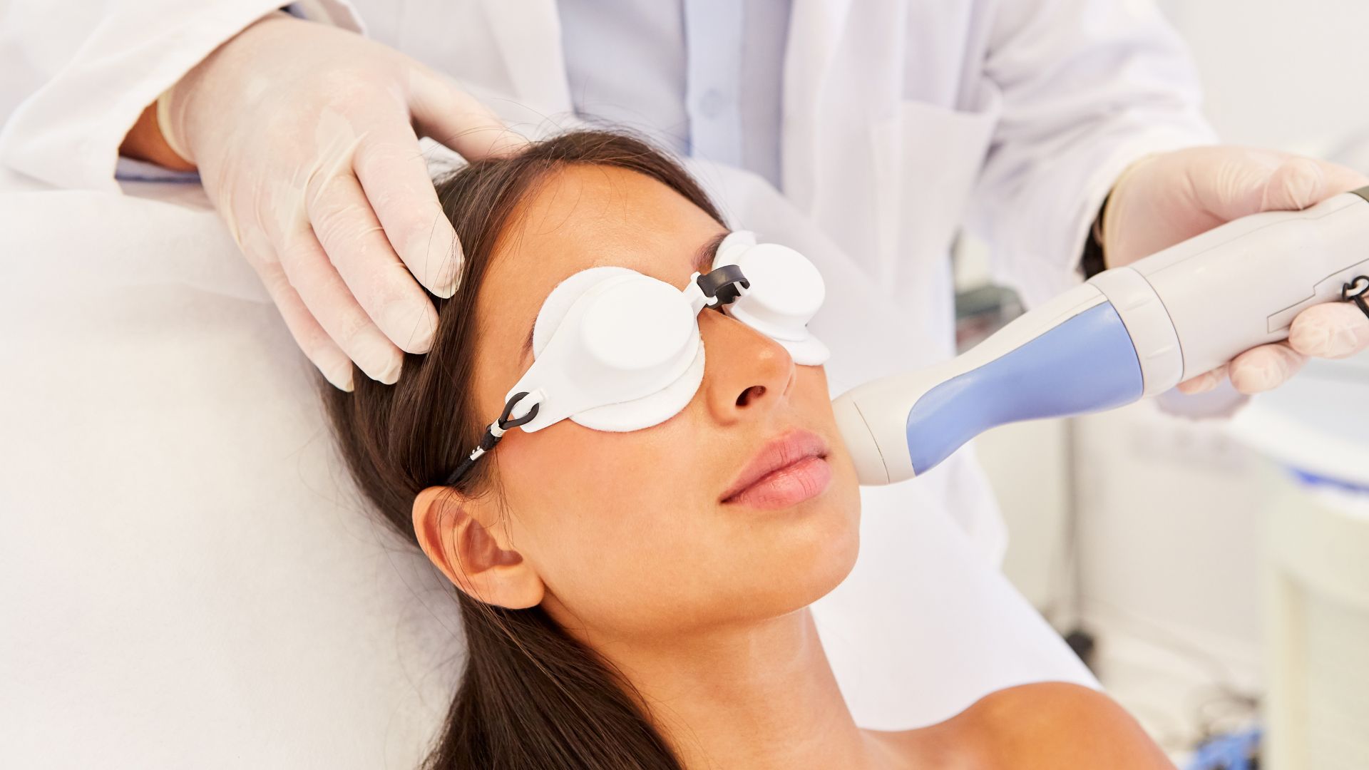 RESURFACING (LASEROWE ODMŁADZANIE SKÓRY)